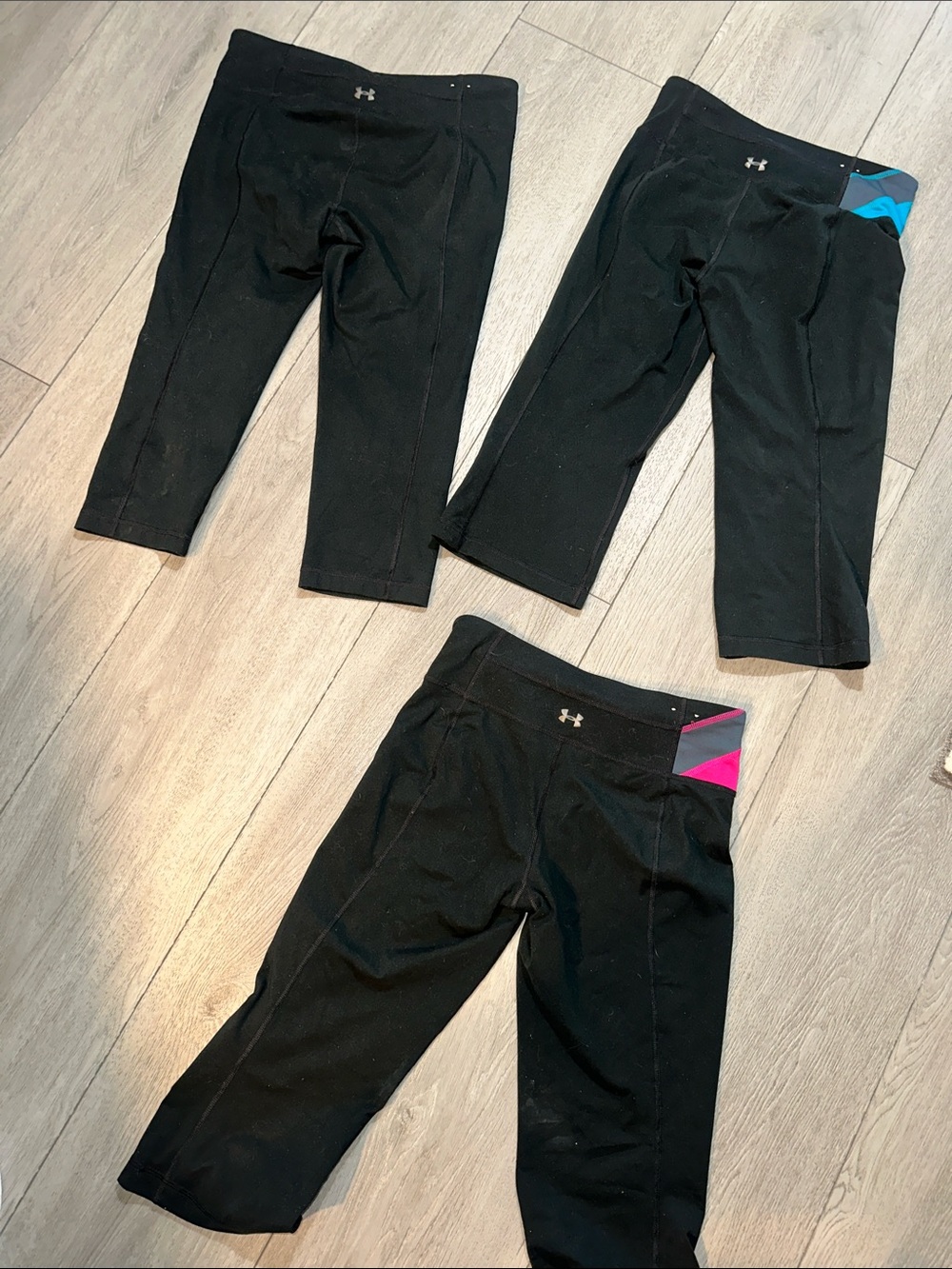 Under amour Black Active Leggings pink, teal and black size medium (3) - Picture 6 of 9